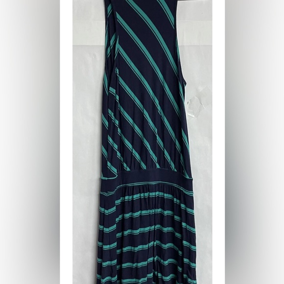 Gorgeous long sleeveless Michael Stars dress - Picture 2 of 4